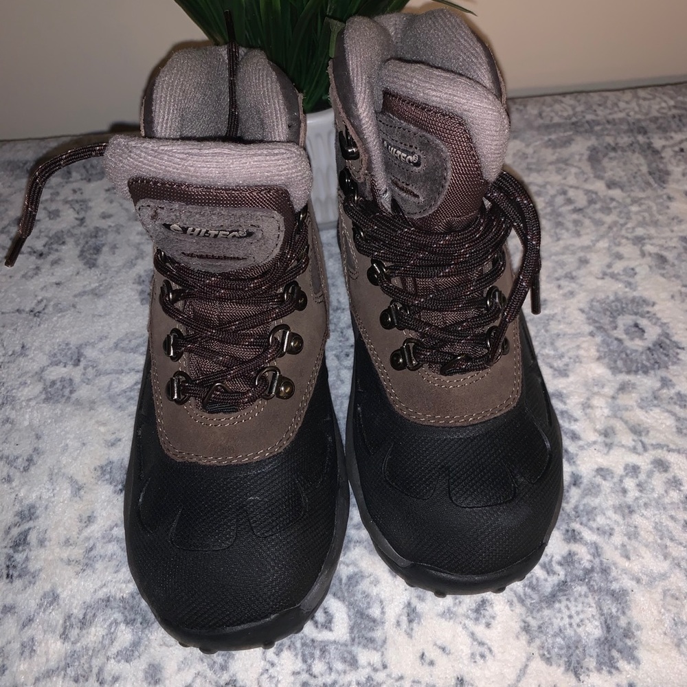 Hi-Tec Thermo Dri Kids Boots